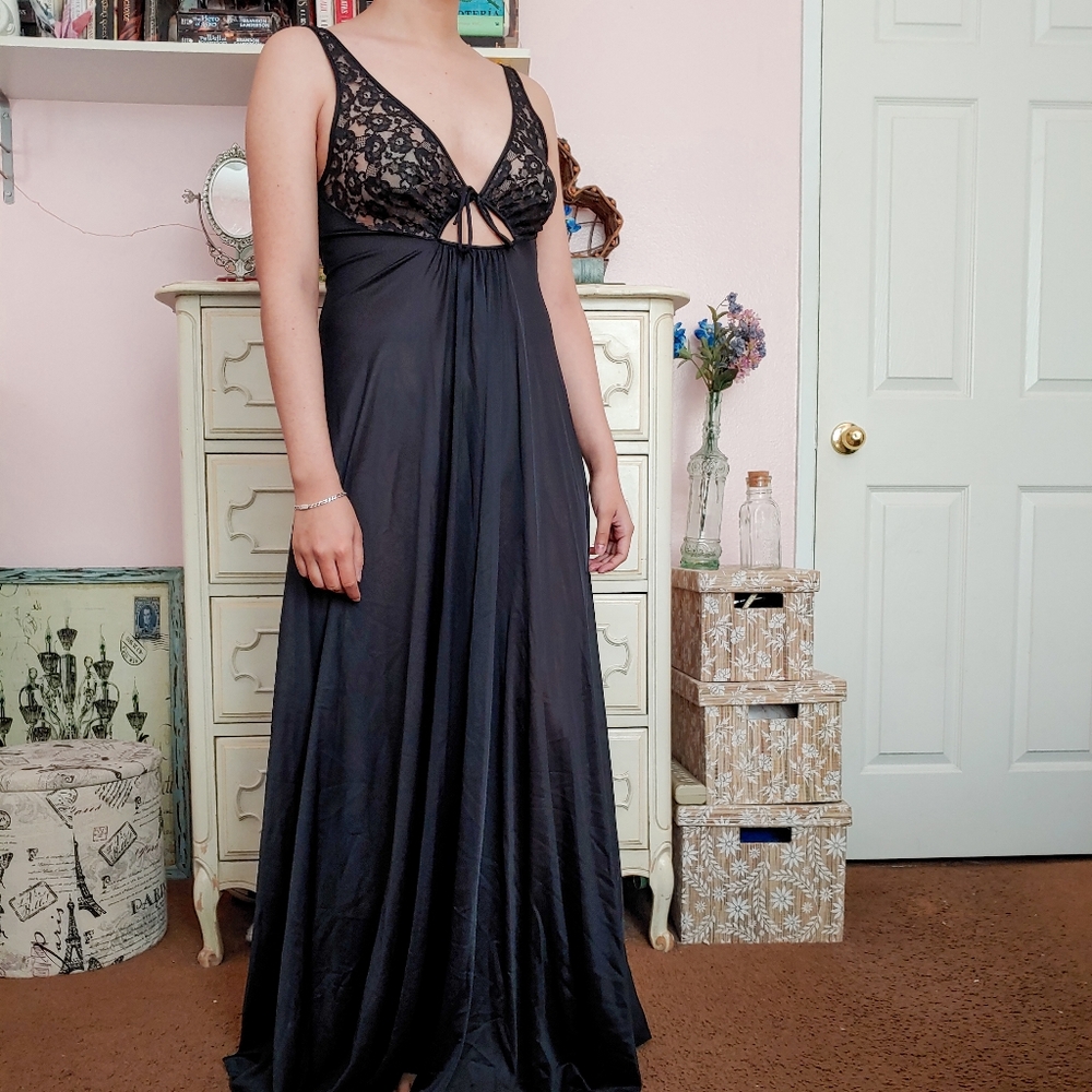 Vtg 80s Olga Black Lace Night Gown Lingerie Maxi